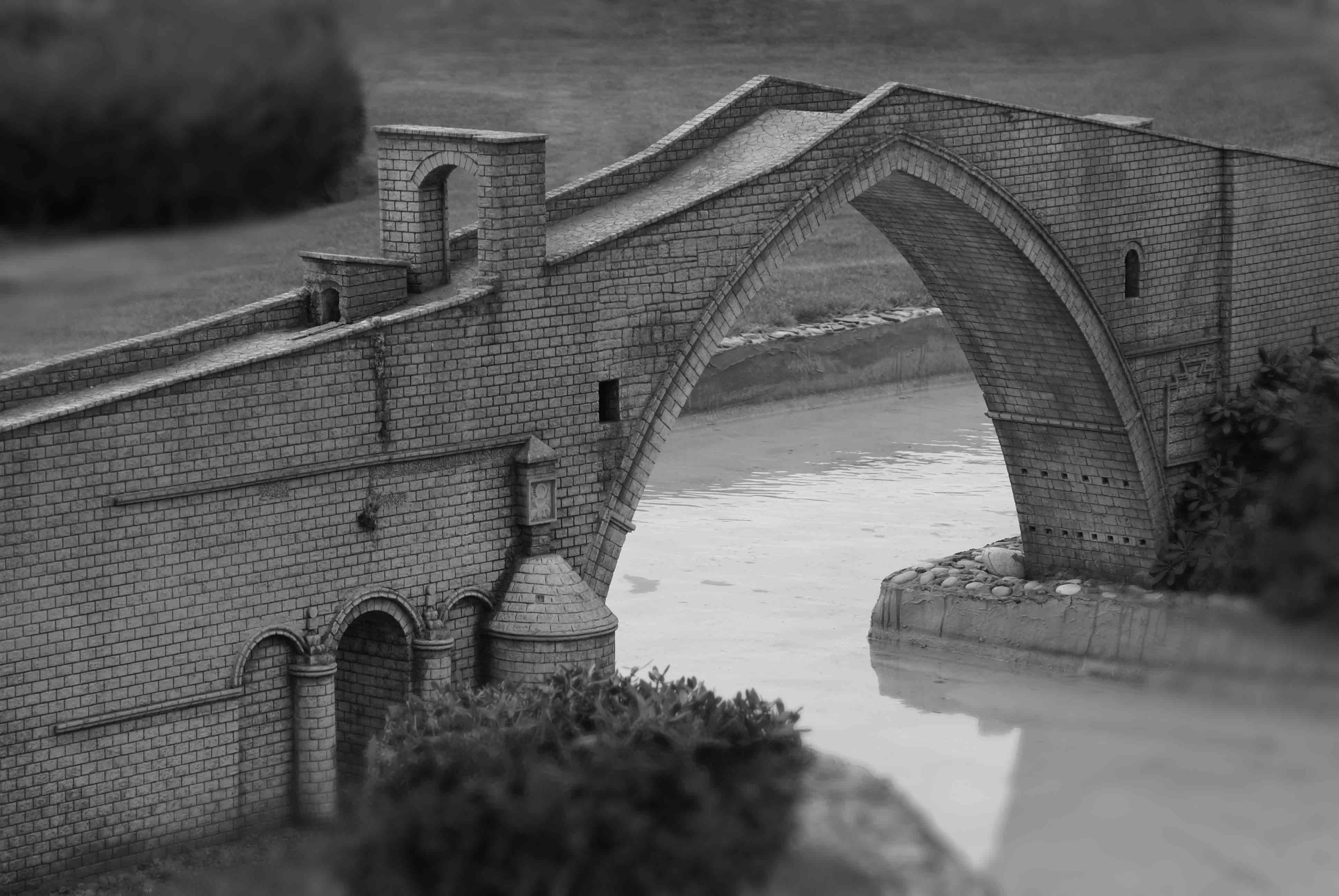 Miniatürk Malabadi Bridge