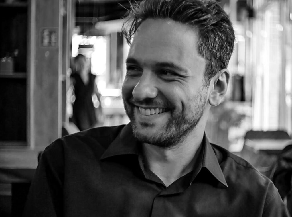 Image showing the websites creator Tarik Özel