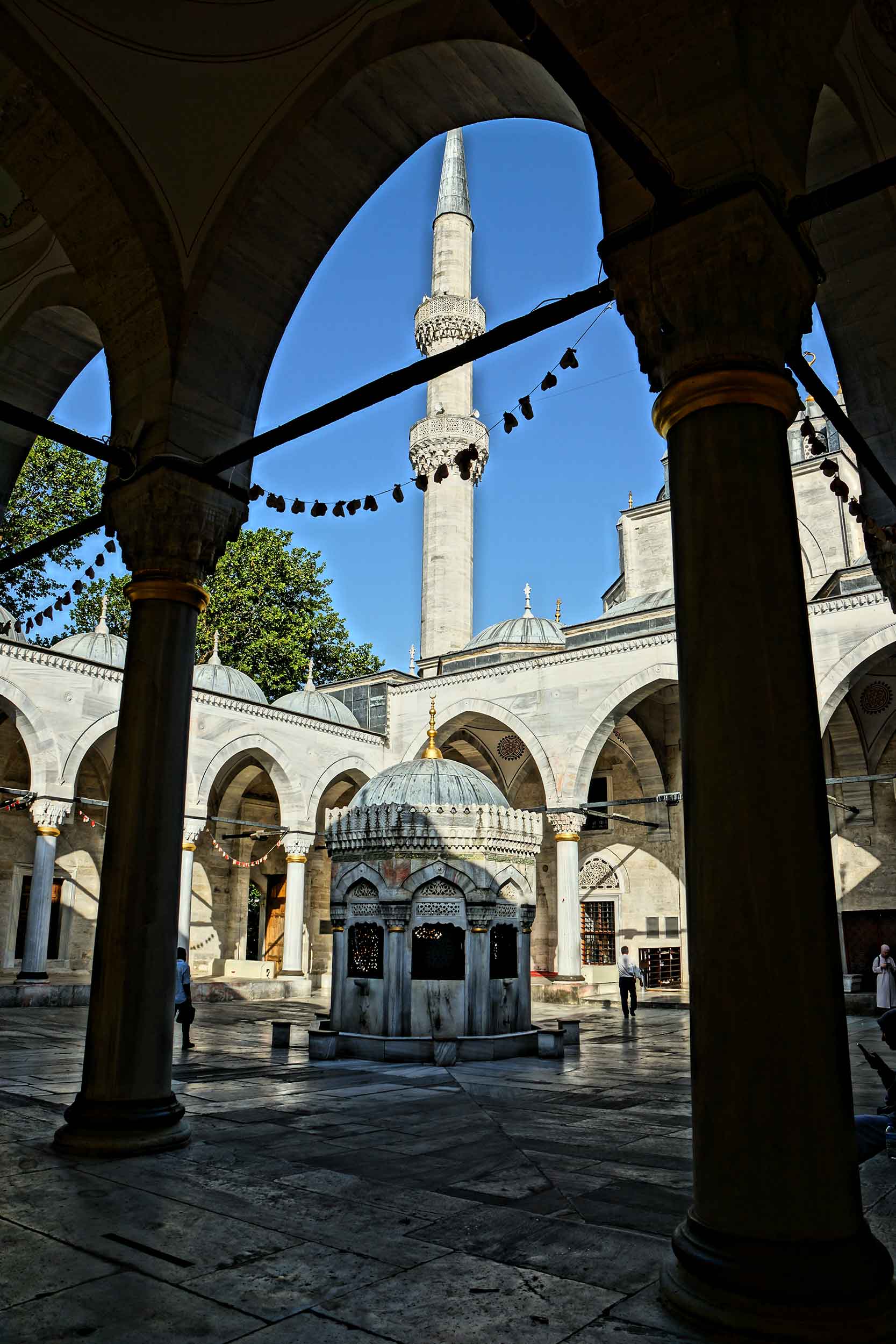 Courtyard of the Yeni Valide Mosque in Istanbul